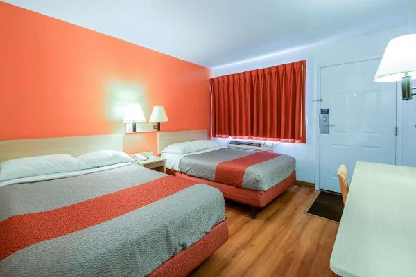 MOTEL 6 KELSO - MT ST HELENS (Kelso)